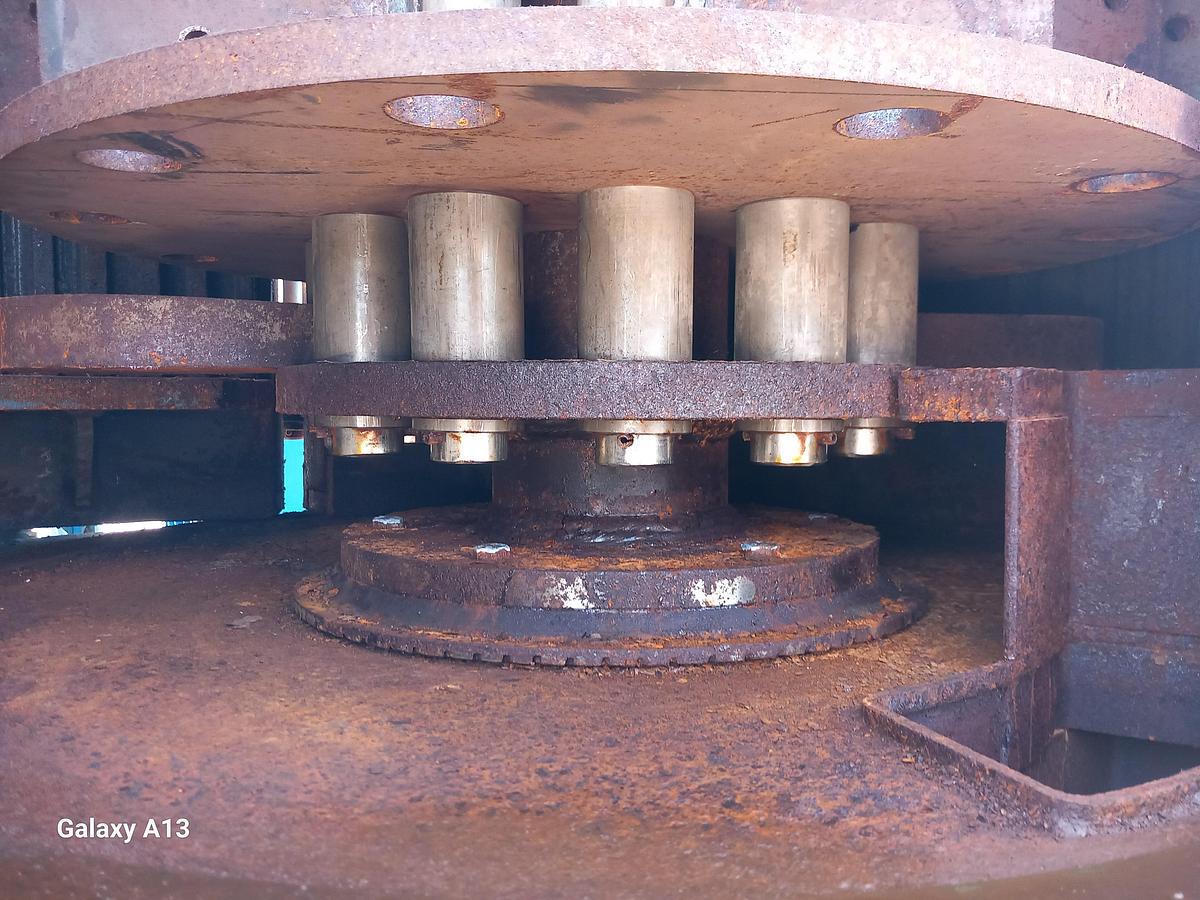 Used Conjunto moinho + crivo