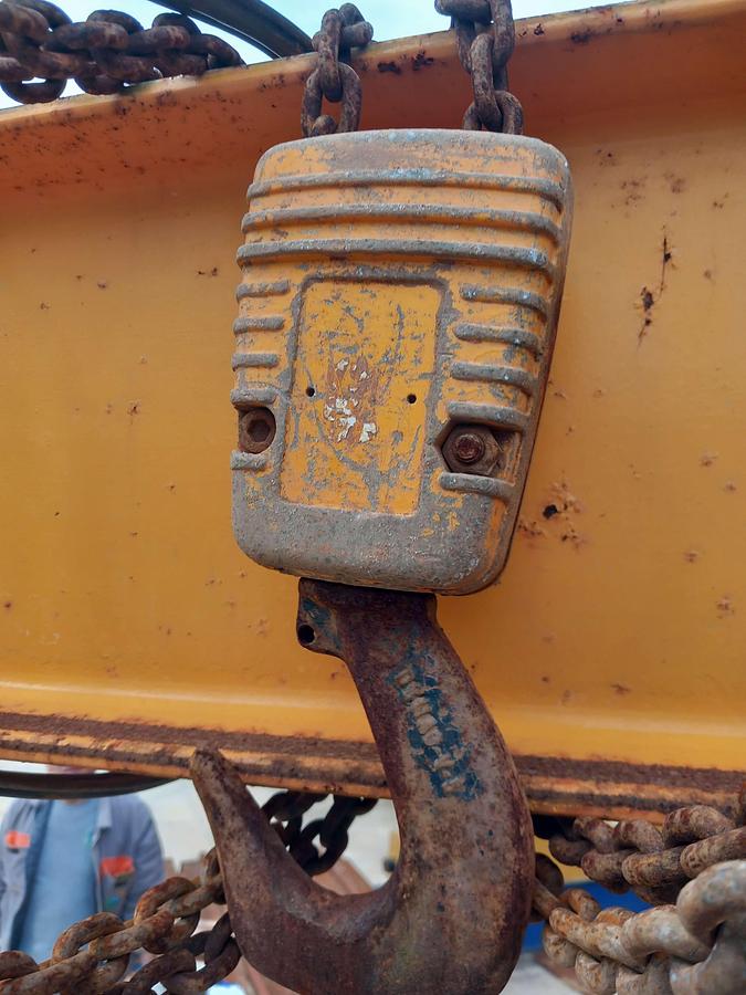 Used Guincho elétrico de bandeira Demag 2Tn