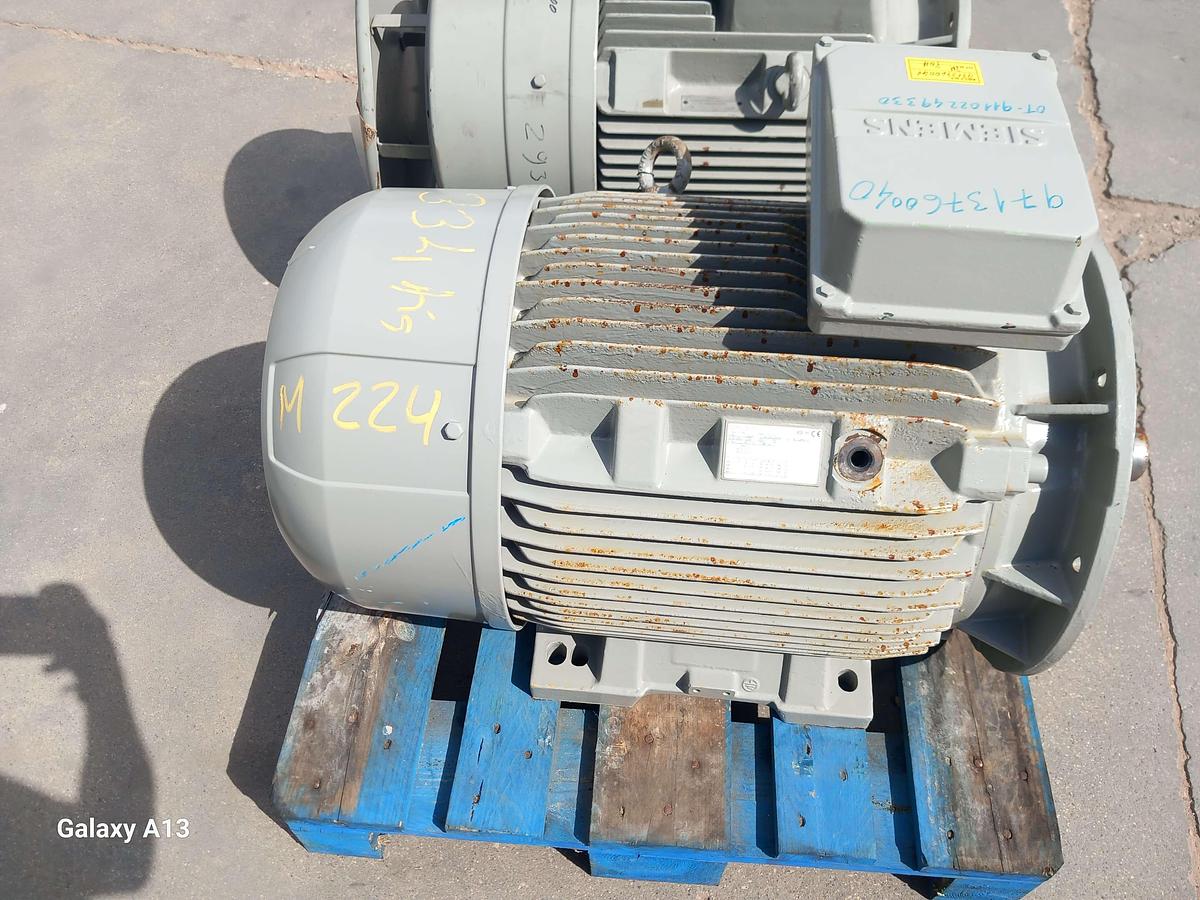 Used Motor elétrico Siemens 1LE15032BA234AA4