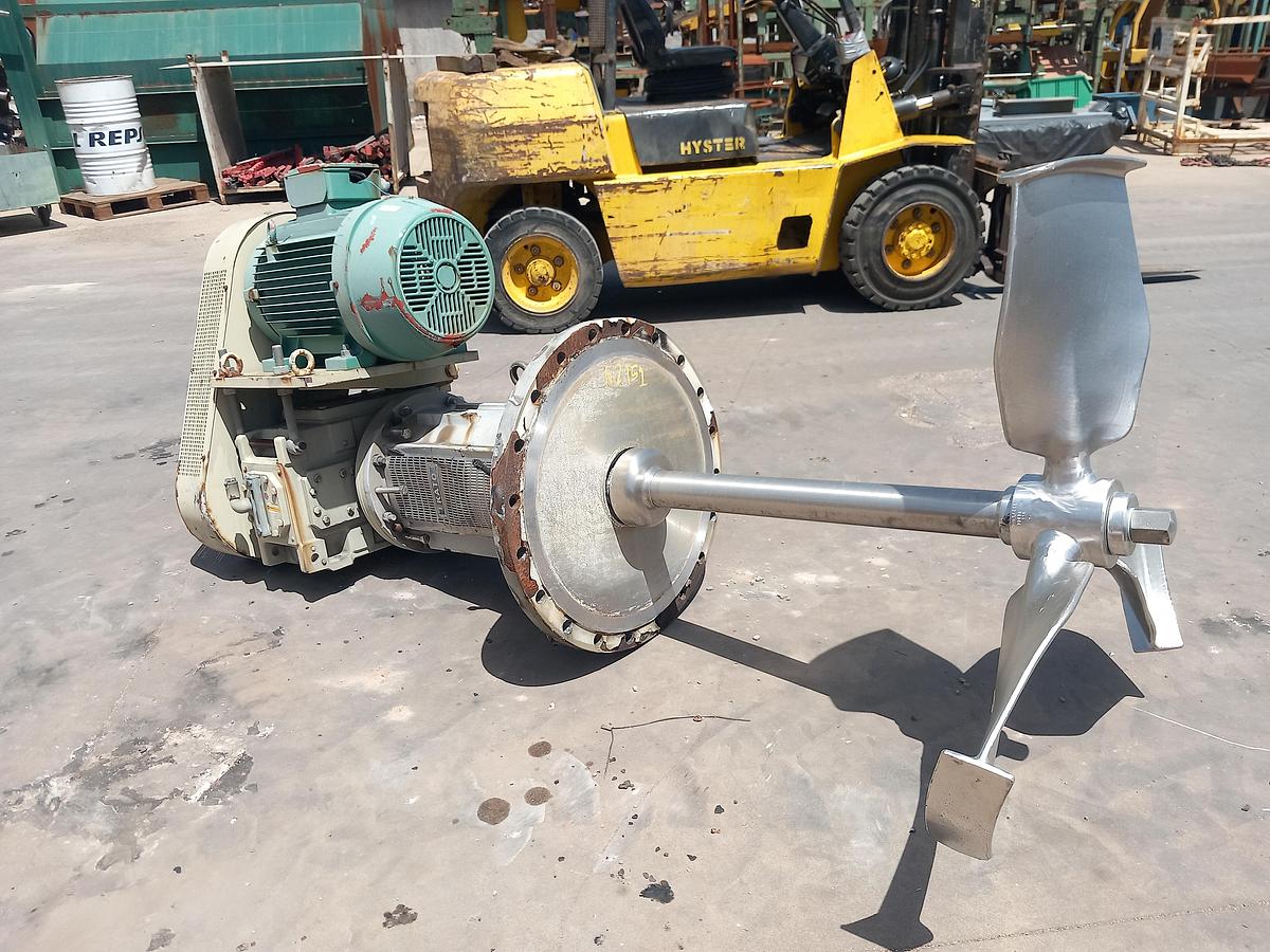 Used Depósito de inox Ekato 3300 litros