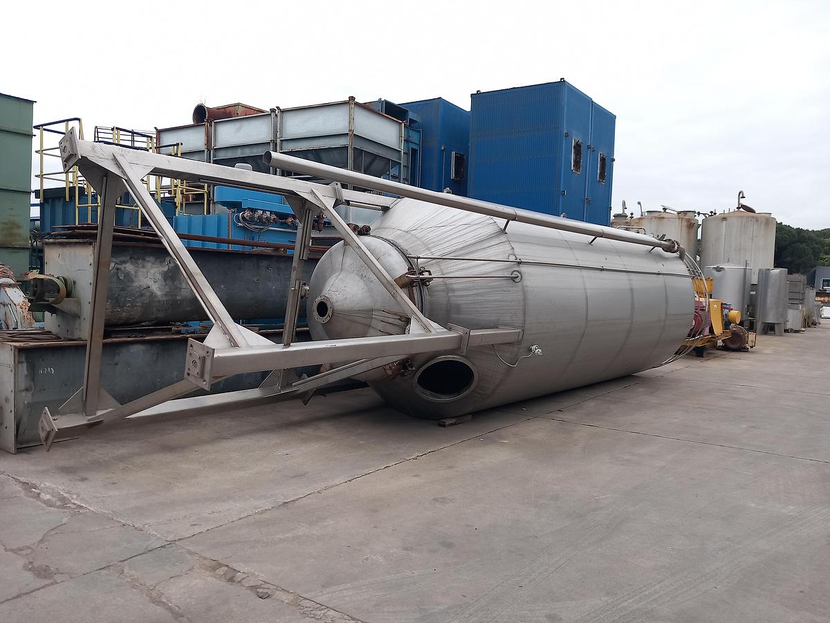 Used Depósito de inox 65.000 l