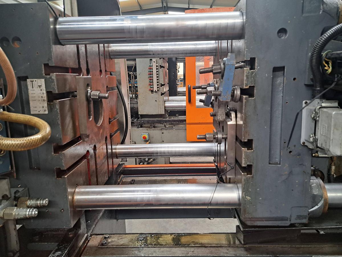 Used 1995 SANDRETTO EUROMAP 430-120 Serie Otto 120