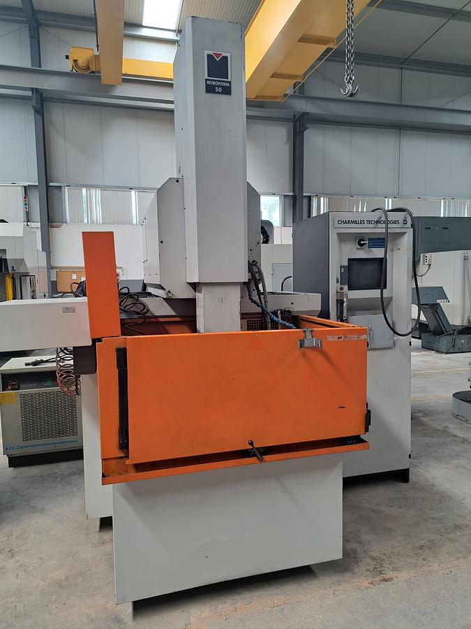 Used Erosão AGIE CHARMILLES ROBOFORM 50