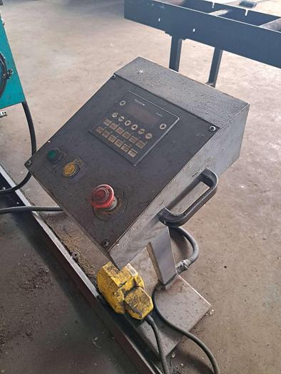 Used Máquina de virar tubo AMOB modelo CH60