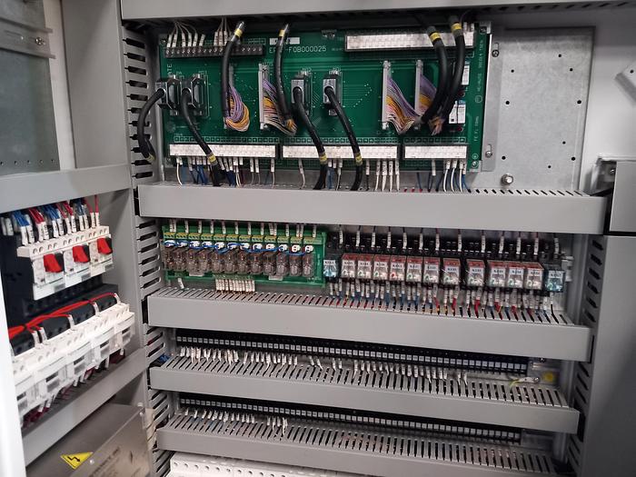 Used CNC Centro de maquinação vertical VFP-1000