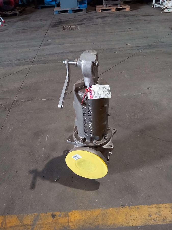 Used Valvula de segurança flangeada Leser DN100/DN150