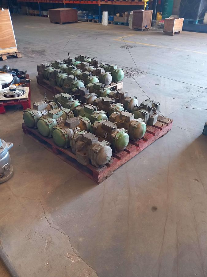 Used Motor / vibrador elétrico Urbar 51-143/30