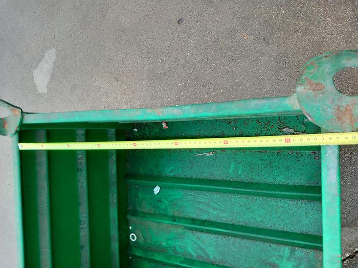 Usado Caixas/contentores metálicos de 1X0,8 metros