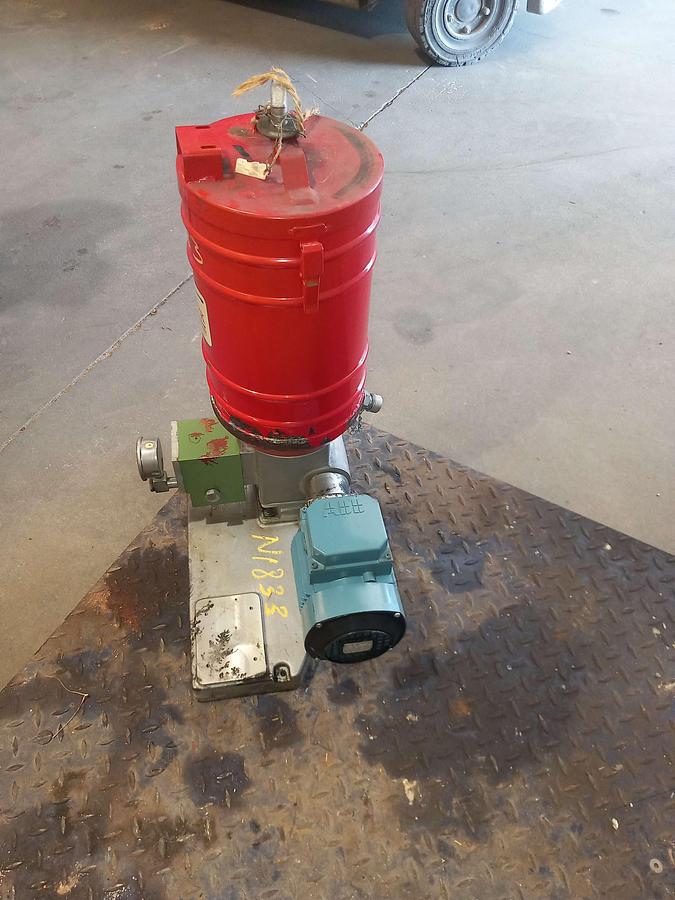 Used Bomba lubrificação eletrica Nortek