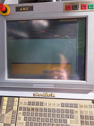 Usado Eletroerosão SODICK AG 60L