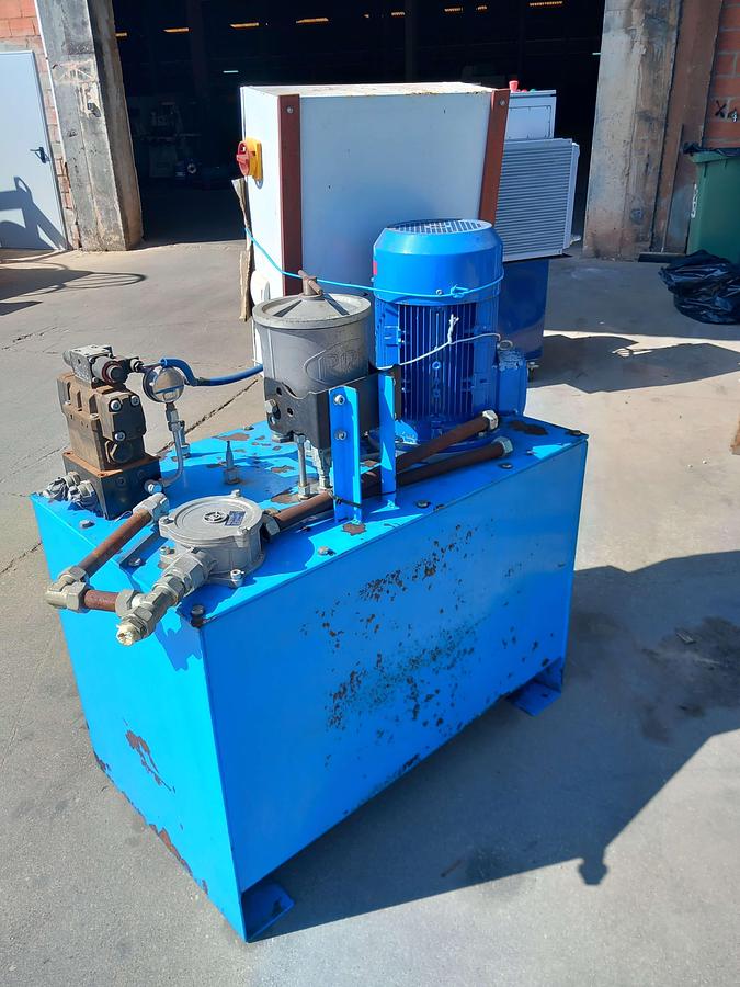 Used Centralina hidraulica 7,5 kw