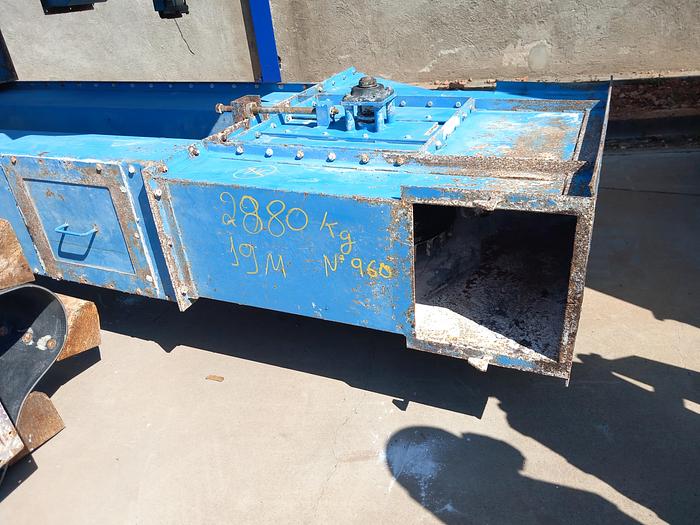 Used Transportador vertical de baldes de 19 metros