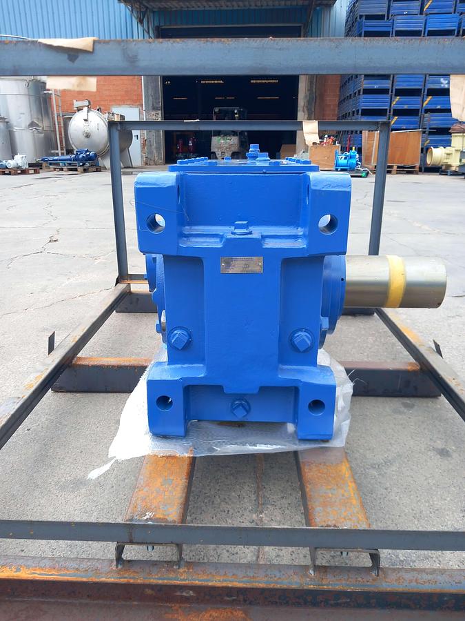 Used Motor com caixa redutora Sumitomo Drive PHA90 45R2-LLFB-14