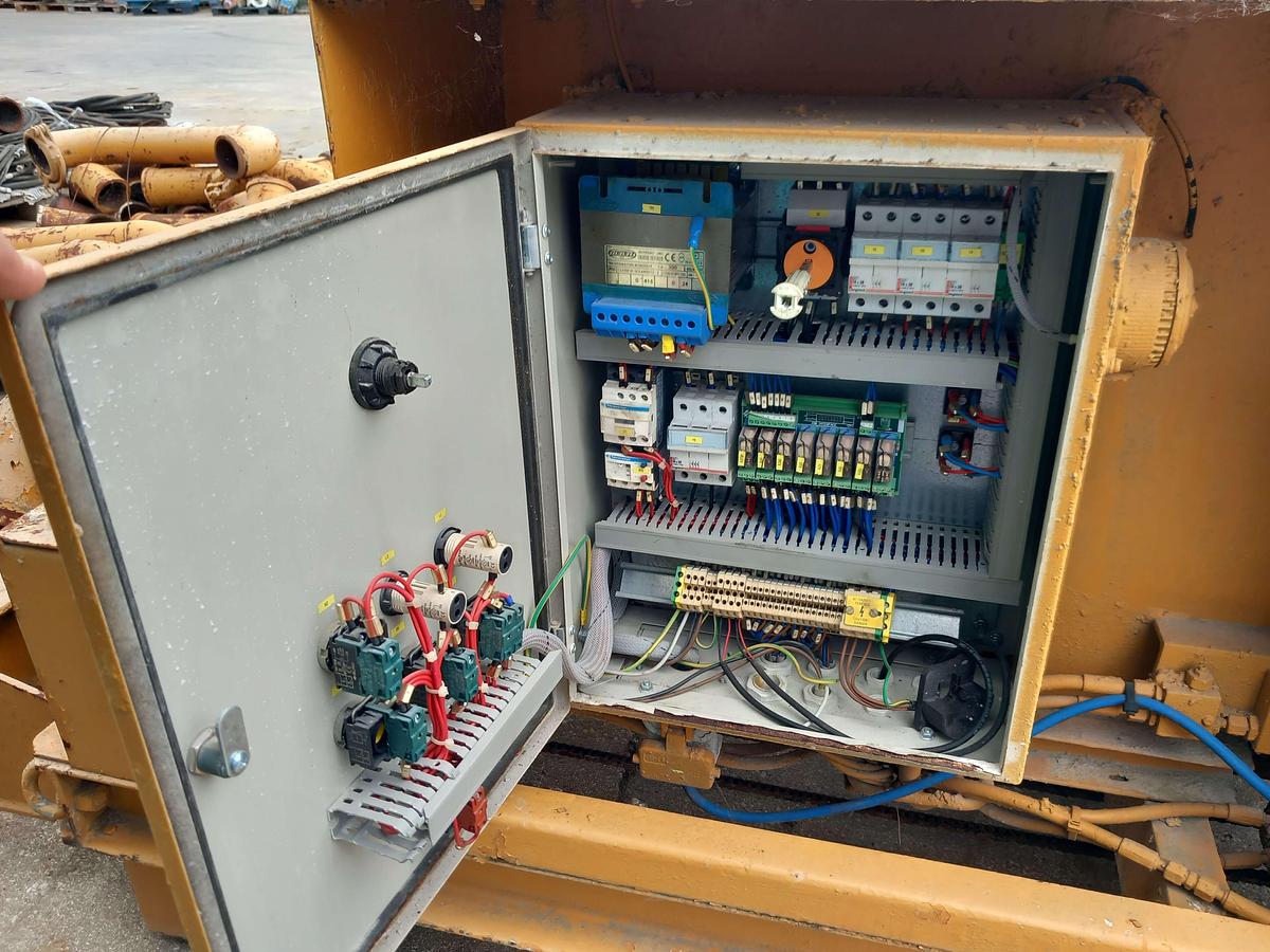 Used Distrubuidora de betão CIFA DCL-EI-750-150-5