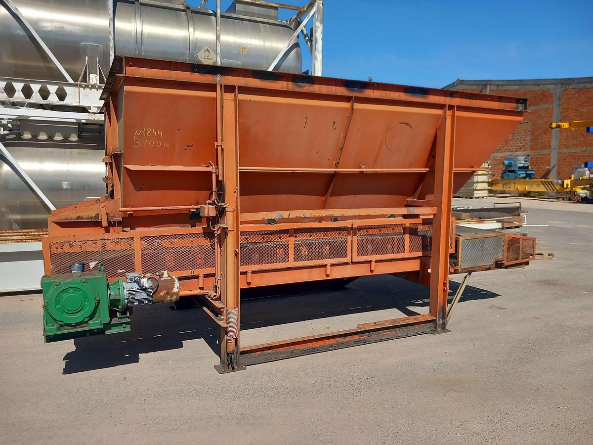 Used Tolva con tapete