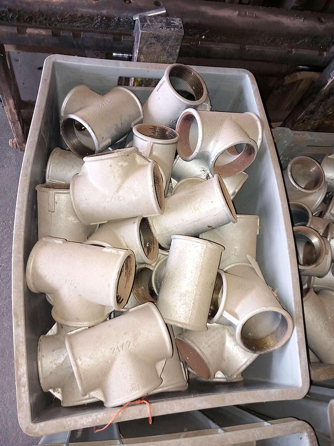 Used Acessórios metálicos