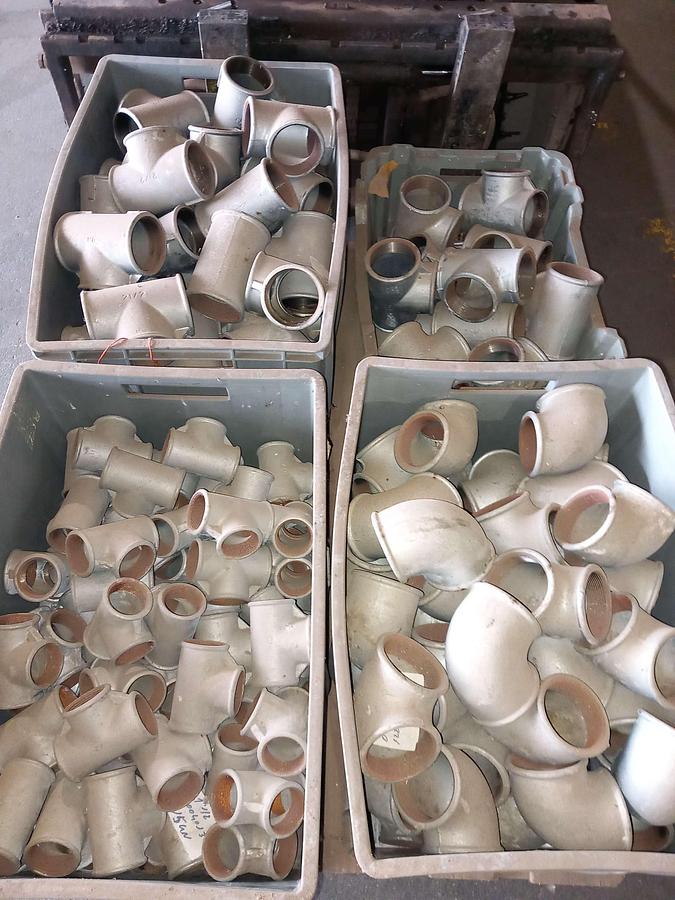 Used Acessórios metálicos