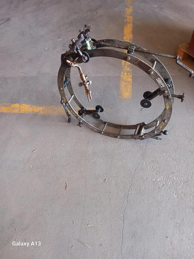 Used Máquina de corte de tubos Zinser 51/13/76