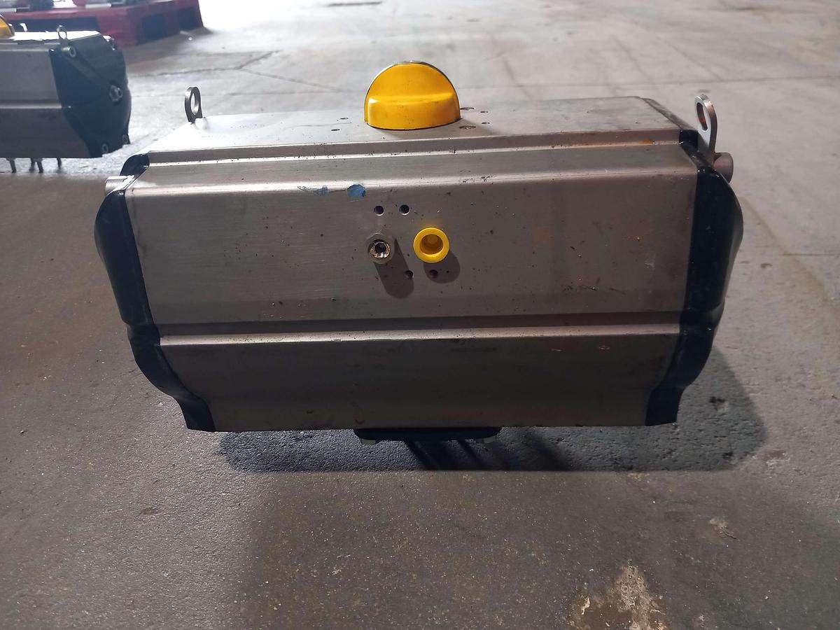 Used Valvulas controlo Pneumática Amir.Ksb Dynactair 12