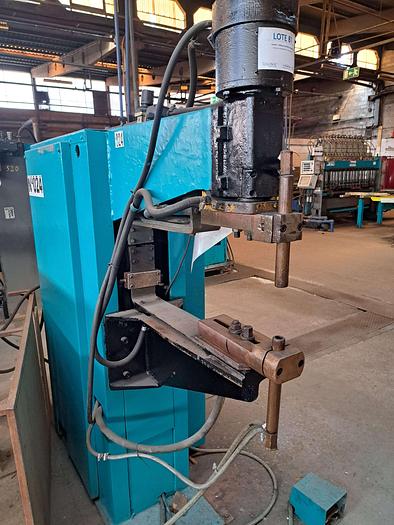 Used Máquina de soldar SIARKY P-252 