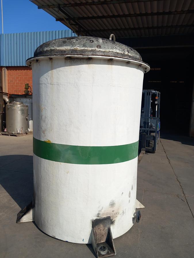 Used Deposito de fibra Polinave 3000 l.
