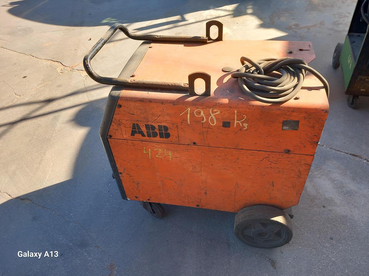 Used Máquina de soldar ABB Law 350R