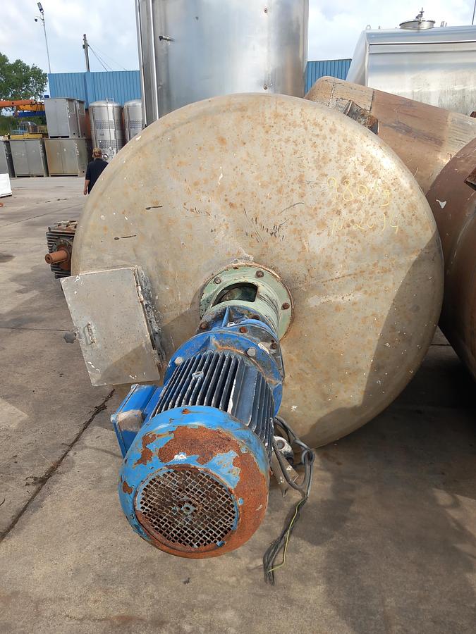 Used Depósito de inox com misturador