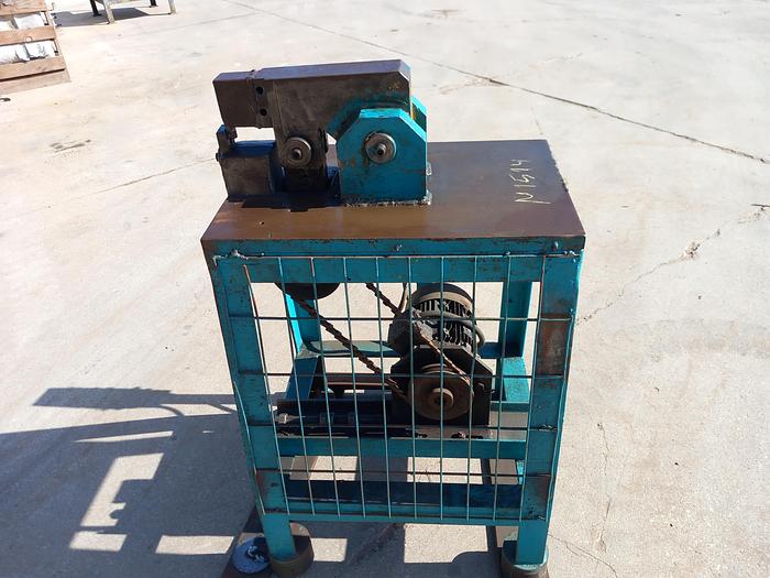 Used Maquina Tico-Tico COUTH MC