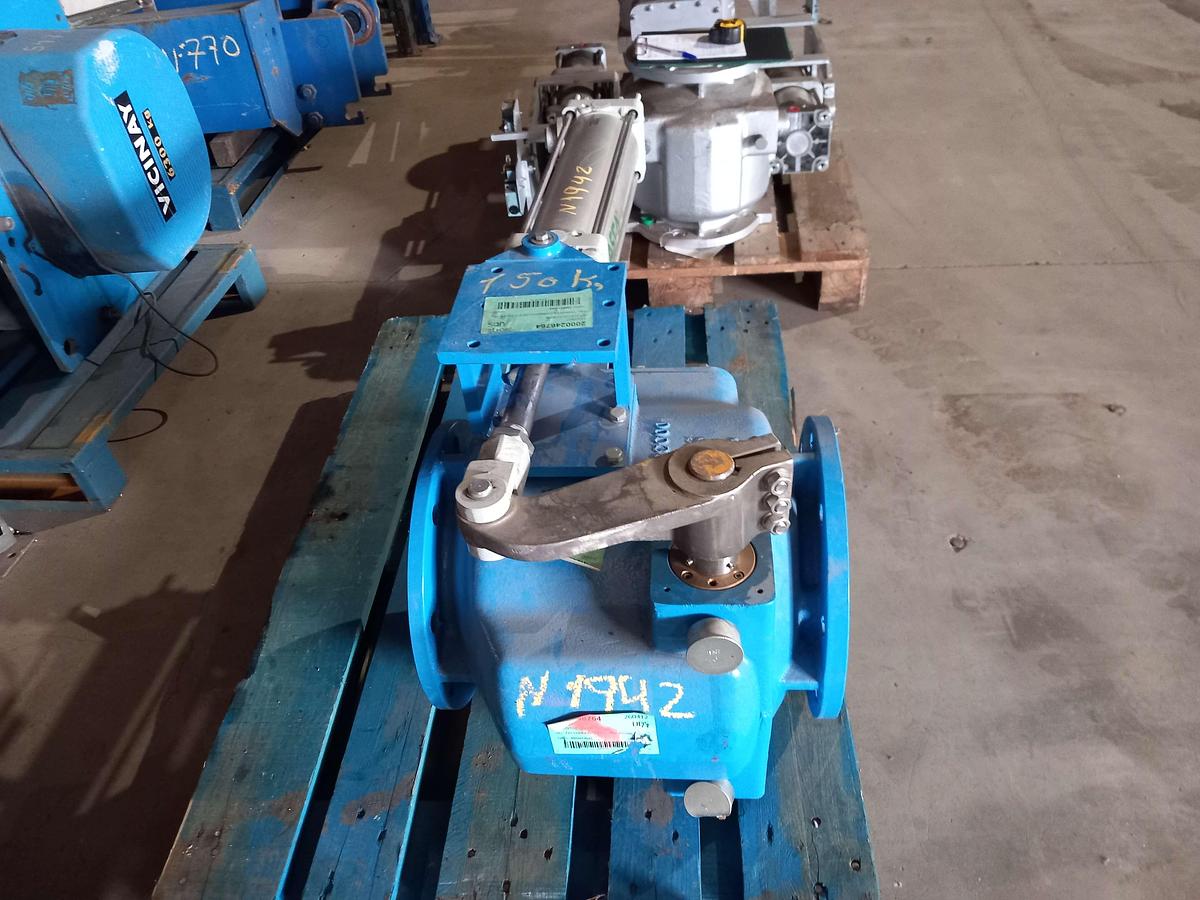 Used Válvula borbole pneumática CMO DN-200