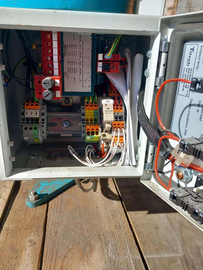 Used 2012 Filtro separador C.C.Jensen PTU2 27/27 P-E2W