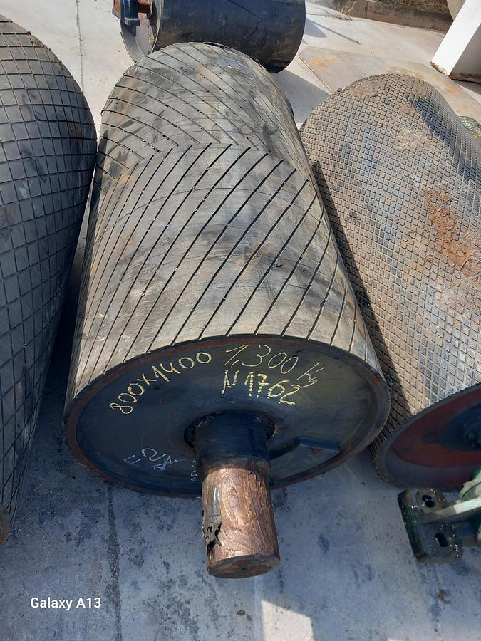 Used Tambor de acionamento emborrachado nervurado 800 x 1400