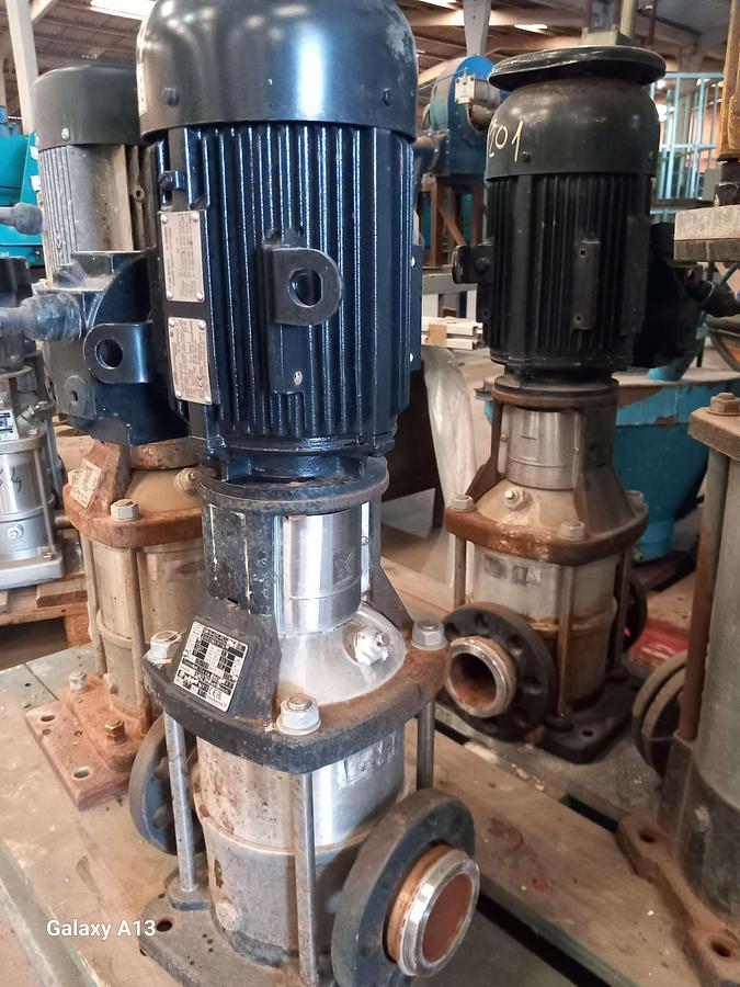 Used Motor con bomba GRUNDFOS CRN 15 02E FGJ GD E HQ