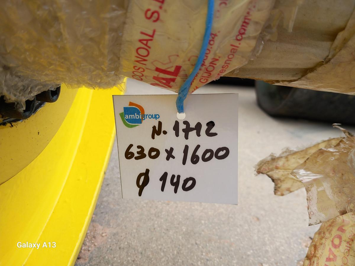 Used Tambor de acionamento com banda de rodagem lisa 630 x 1600