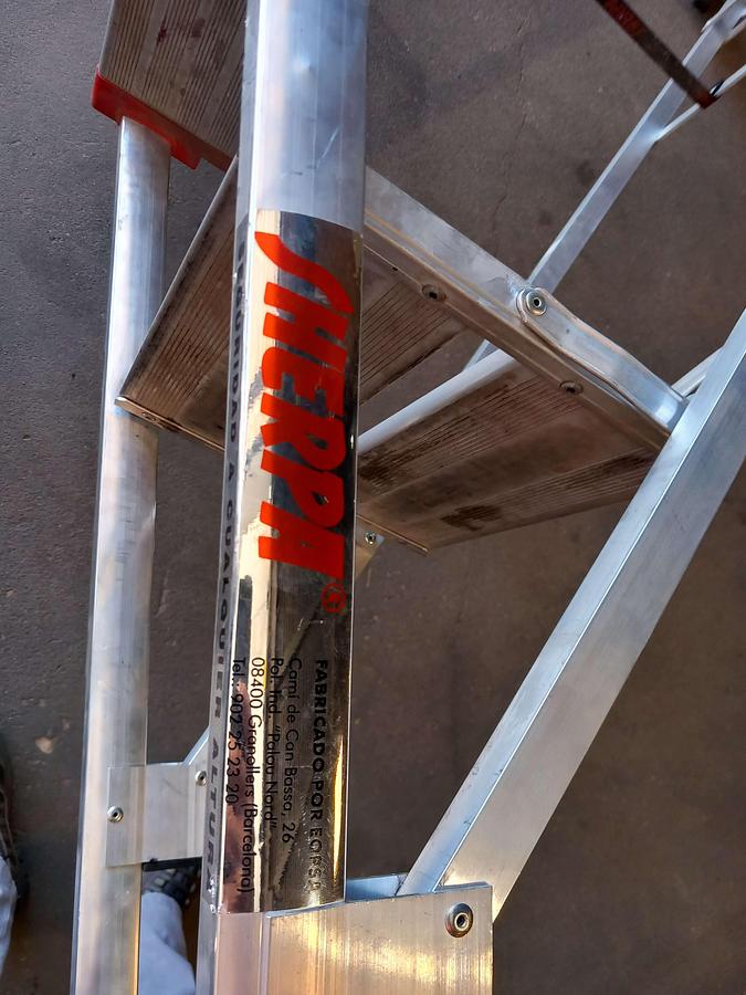 Used Escadote de aluminio