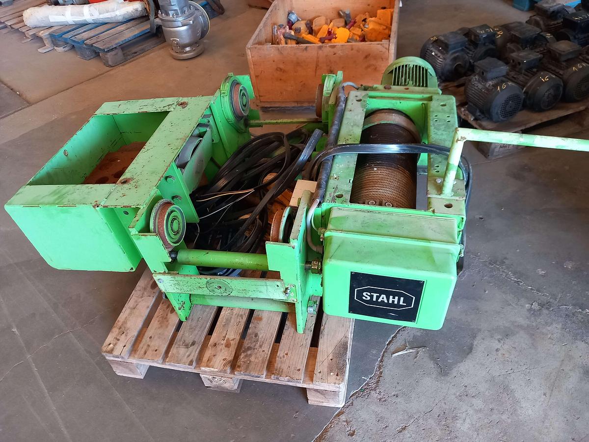 Used 1997 GUINCHO STAHL 6,3 TN