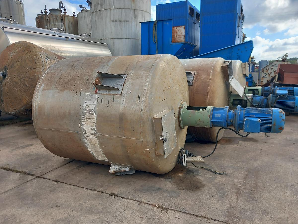 Used Depósito de inox com misturador