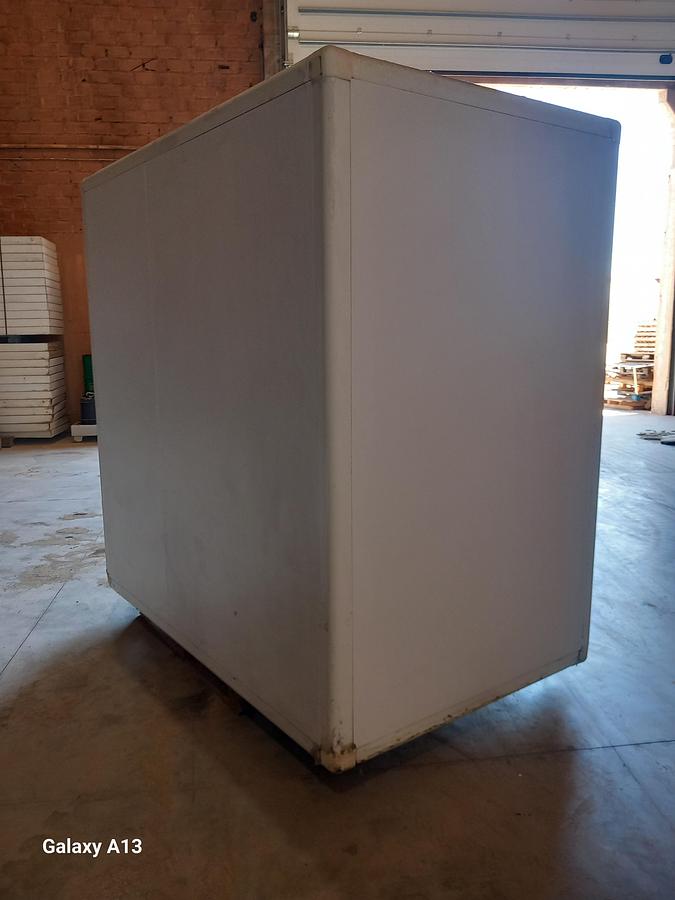 Used Câmara frigorifica EUROFROD