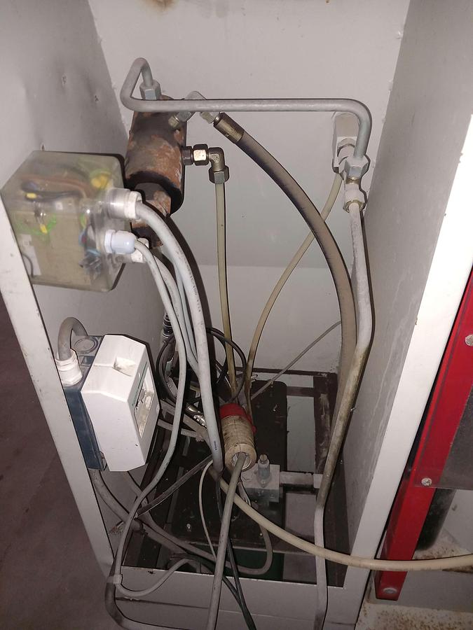 Used Prensa hidráulica Form + Test Beta 2-3000D