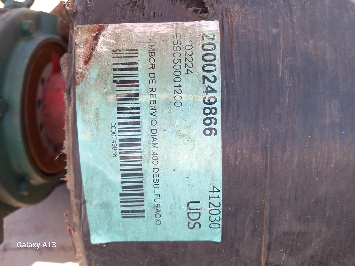 Used Tambor de acionamento com banda de rodagem ranhurada 400 x 750