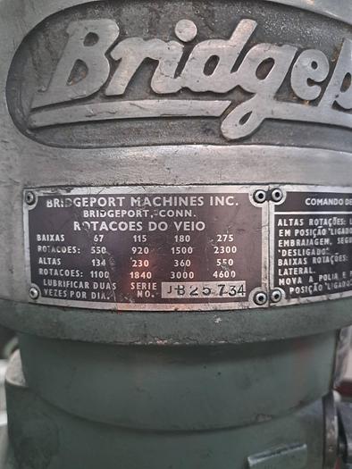 Used Fresadora universal BRIDGEPORT