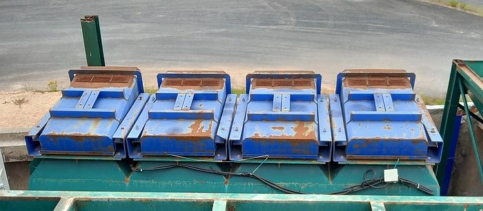 Used Silo de descarga / alimentação de ferro com separadores