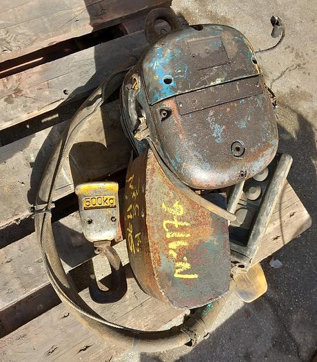 Used Guincho DEMAG de 500kg