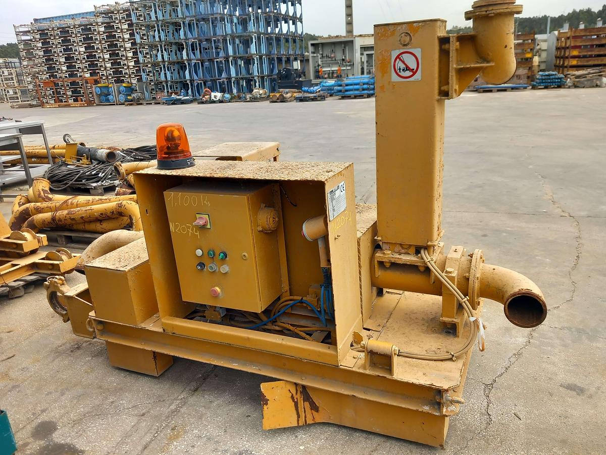 Used Distrubuidora de betão CIFA DCL-EI-750-150-5