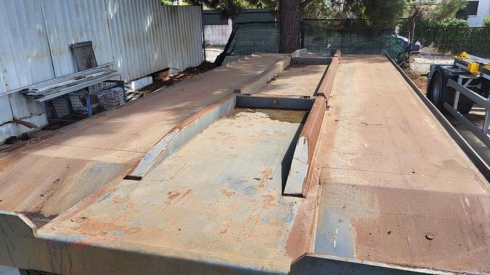 Used Reboque porta contentores