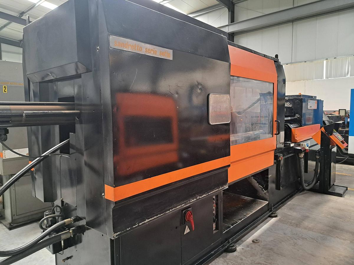 Used 1988 SANDRETTO EUROMAP 1960-350 Serie hp 350 S7 350