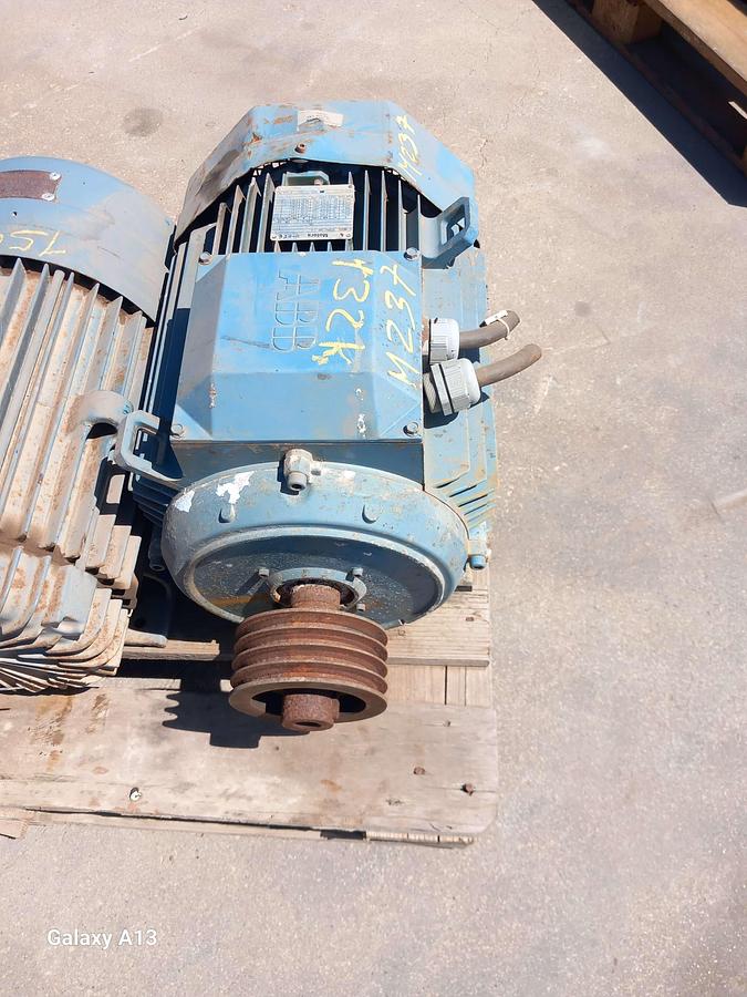 Used Motor elétrico ABB M3AA180 M-4