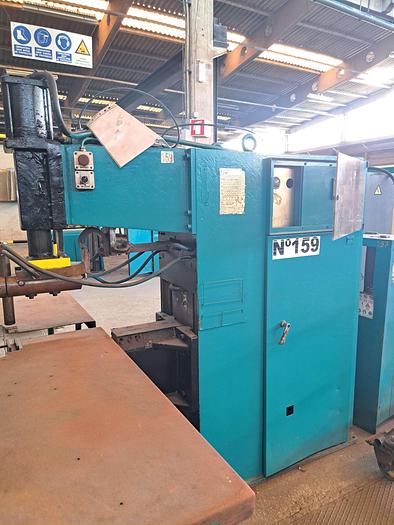 Used Máquina de soldar por pontos ARO 2210B