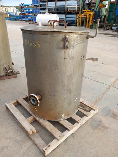 Used Depósito inox 0,6m3