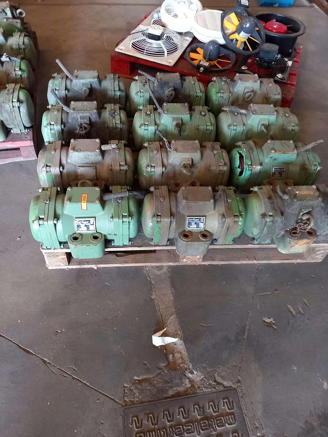 Used Motor / vibrador elétrico Urbar 51-143/30