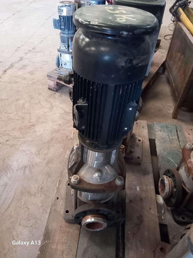 Used Motor con bomba GRUNDFOS CRN 15 02E FGJ GD E HQ